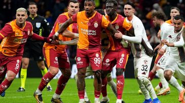 Galatasaray S&uuml;per Lig&rsquo;de Farkını Korudu