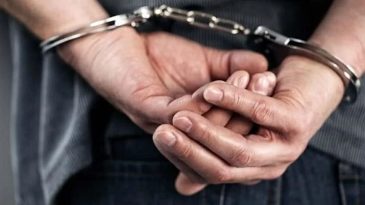 Gaziemir'de Uyuşturucu Operasyonu: 637 Sentetik Ecza Ele Ge&ccedil;irildi