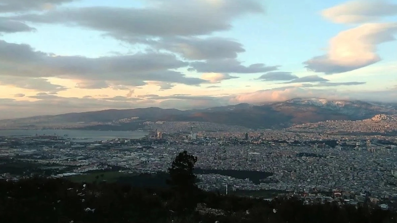 Gün Batımı Ve Gece Manzarası İzmir’in Bu Iki Noktasından Şehre Doyacaksınız (1)