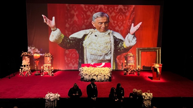 Haldun Dormen'e Muhsin Ertuğrul Sahnesi&rsquo;nde veda