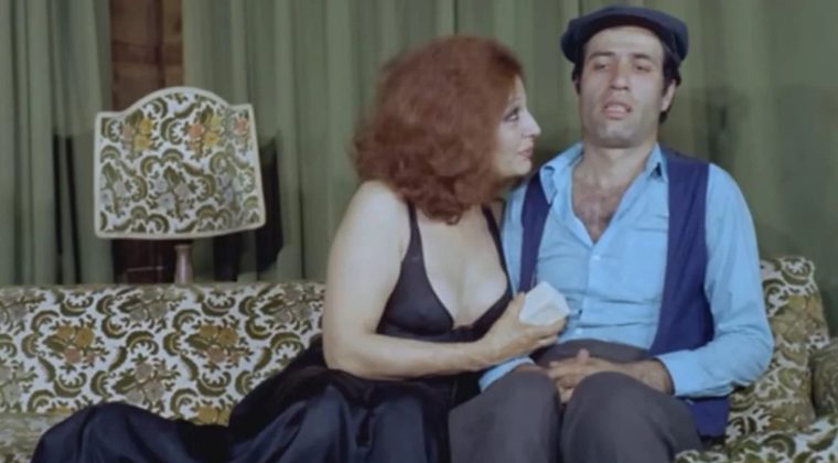 Herkes onu Sakar Şakir filminin Sevda&rsquo;sı olarak tanıyor: Bornovalı sanat&ccedil;ı Ayfer Feray&rsquo;ın hikayesi