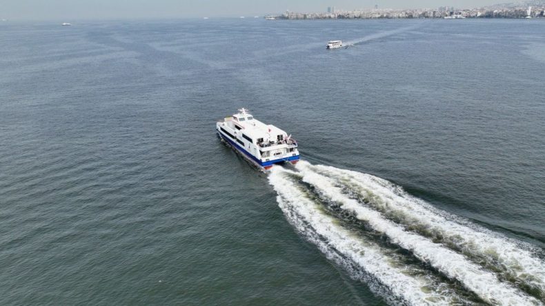 İZDENİZ &ouml;zel seferleri duyurdu: İzmir&rsquo;in mis kokulu festivaline ulaşım sorun olmayacak