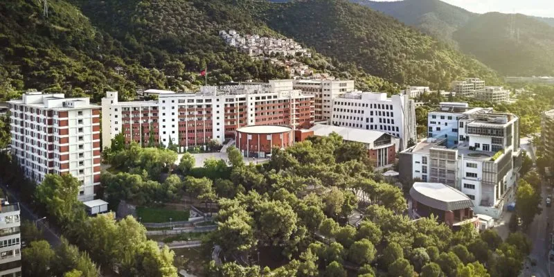 İzmir Ekonomi Üniversitesi Vakfı