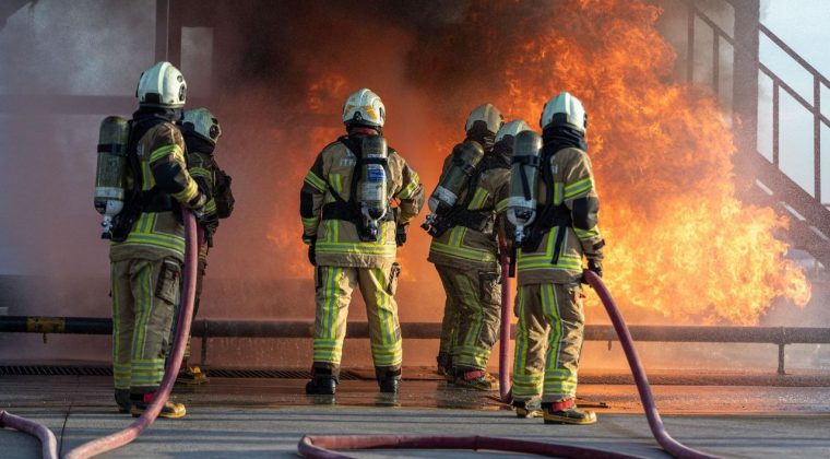 İzmir İtfaiyesi Uyardı: D&uuml;zenli Baca Temizliği Şart!