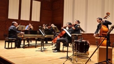 İzmir'de Barok M&uuml;ziği Ziyafeti