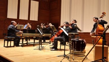 İzmir'de Barok M&uuml;ziği Ziyafeti