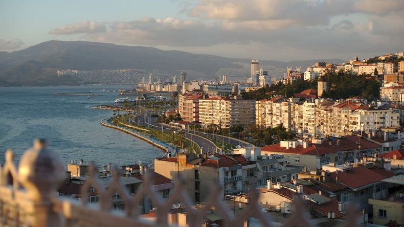 İzmir'de Sömest Tatilinde Gidilecek 5 Gezi Rotası