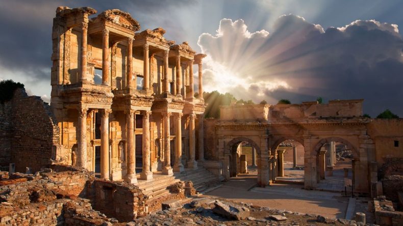 İzmir'de s&ouml;mestr tatili rehberi 2026: Sadece 15 g&uuml;n&uuml;n&uuml;z var! Bu yerleri mutlaka gezmeyi unutmayın