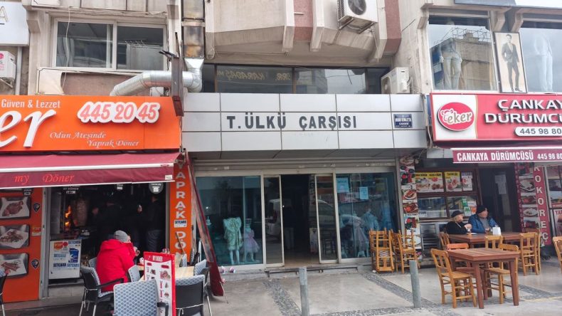 İzmir'de Trafo Patlaması: Vatandaşların Tepkisi B&uuml;y&uuml;yor!