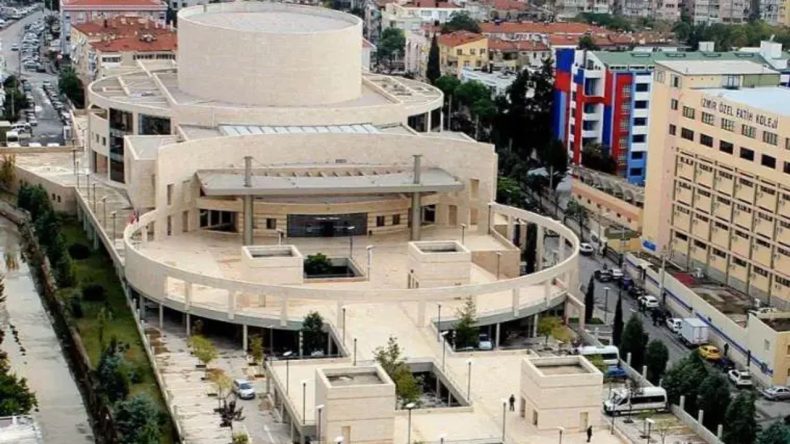 İzmirlilere &Ouml;zel: Ahmed Adnan Saygun Sanat Merkezi Şubat Ayı Programıyla Dolu