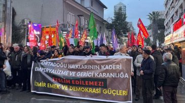 İzmir&rsquo;de Suriye Protestosunda Polis M&uuml;dahalesi: 6 G&ouml;zaltı