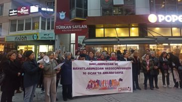 İzmir&rsquo;den Ankara&rsquo;ya Kadın Mitingi &ccedil;ağrısı: Haklarımızdan vazge&ccedil;miyoruz