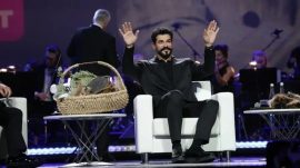 Joy Awards'ta Burak &Ouml;z&ccedil;ivit Davetsiz Mi Kaldı?