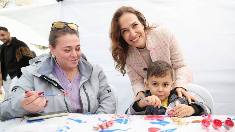 Karşıyaka&rsquo;da KarneFest&rsquo;e Coşkulu Kapanış