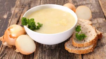 Kış Akşamlarının Favorisi: İzmir &Ccedil;orbası Nasıl Yapılır?