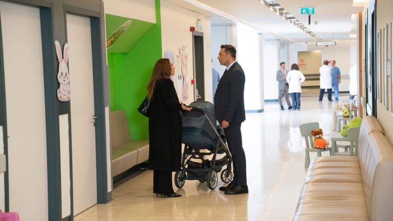 Kızılcık Şerbeti yeni b&ouml;l&uuml;m&uuml;yle izleyicileri etkiledi! B&uuml;y&uuml;k itiraf her şeyi değiştirdi! Kızılcık Şerbeti 120. b&ouml;l&uuml;mde neler oldu?