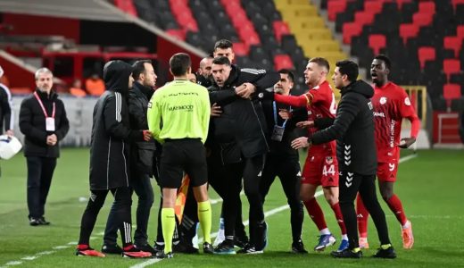 Kupada Gergin Gece: Burak Yılmaz Hakemin &Uuml;zerine Y&uuml;r&uuml;d&uuml;!