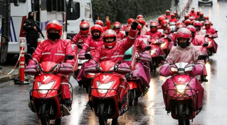 Kuryelerin Başkanından Dikkat &Ccedil;eken Yemeksepeti A&ccedil;ıklaması: Y&ouml;neticiler Krizi Fırsata &Ccedil;evirir!