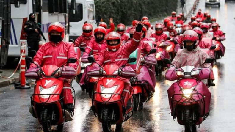 Kuryelerin Başkanından Dikkat &Ccedil;eken Yemeksepeti A&ccedil;ıklaması: Y&ouml;neticiler Krizi Fırsata &Ccedil;evirir!