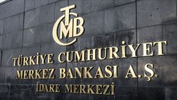 Merkez Bankası Anketi: B&uuml;y&uuml;me, Faiz, Enflasyon ve Dolar Tahminleri Neler?