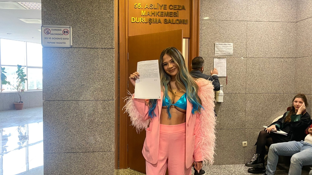 Merve Taşkın Sevgililer Günü Paylaşımı