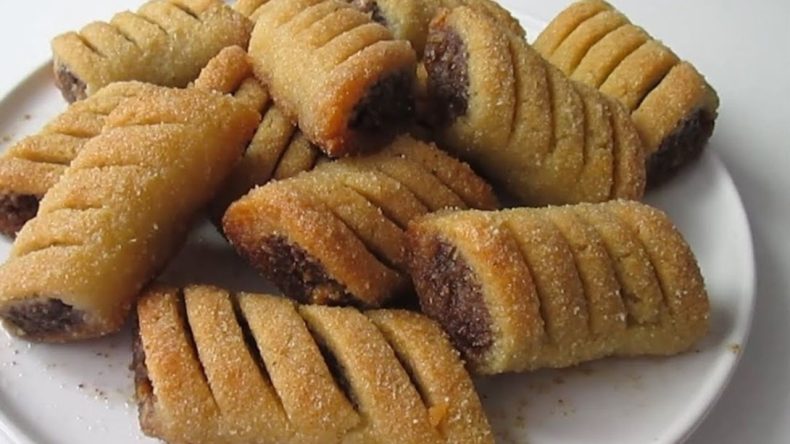 Meşhur Balkan Tatlısı İrmik Sarması Nasıl Yapılır?