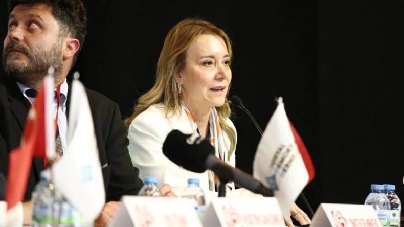 Mutlu'dan &Ccedil;arpıcı Erdoğan &Ccedil;ıkışı: Neredeyse Rejim Değişti, İzmir'i Alamıyor!