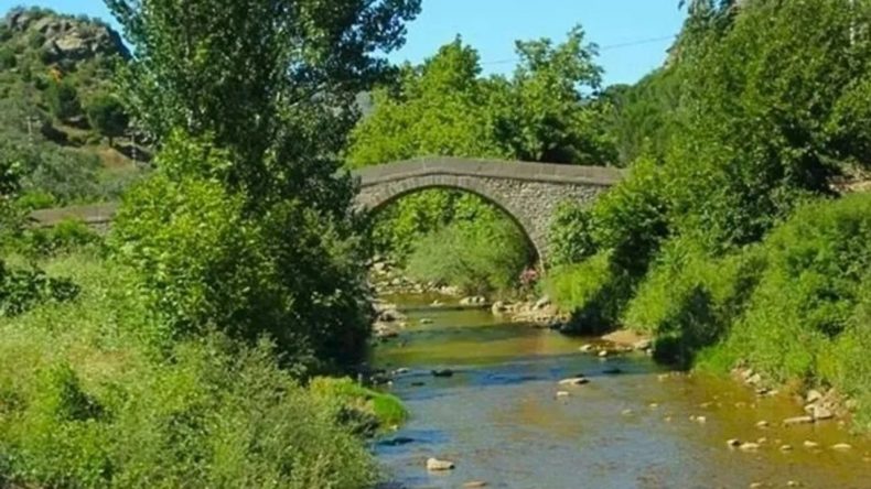 Roma&rsquo;dan Osmanlı&rsquo;ya Asırlık Miras: Bergama&rsquo;daki Bu Dev K&ouml;pr&uuml;y&uuml; Hala G&ouml;rmediniz Mi?