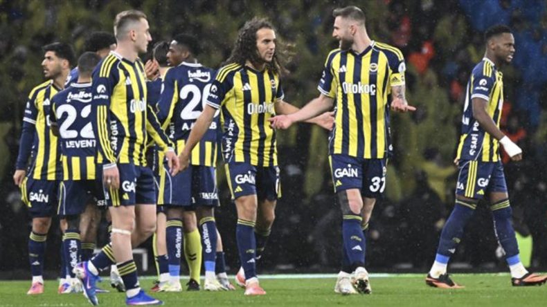 Talisca'nın Yıldızı Parladı: Fenerbah&ccedil;e'yi Son Dakikada &Ouml;ne Ge&ccedil;irdi!