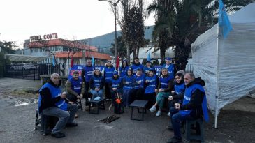 Temel Conta İş&ccedil;ilerine TKP İzmir'den Destek: "Direnişi Kıramayacaklar!"