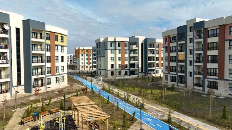 TOKİ 500 Bin Konut Projesinde Kura &Ccedil;ekimleri Devam Ediyor