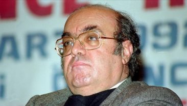 Uğur Mumcu i&ccedil;in Buca&rsquo;da Anma Gecesi