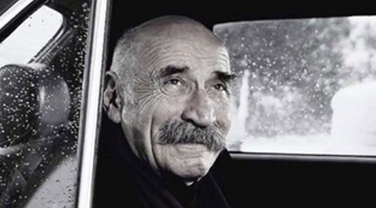 Usta Oyuncu Tuncel Kurtiz'in Kazdağları'ndaki Evi Satışa &Ccedil;ıkarıldı