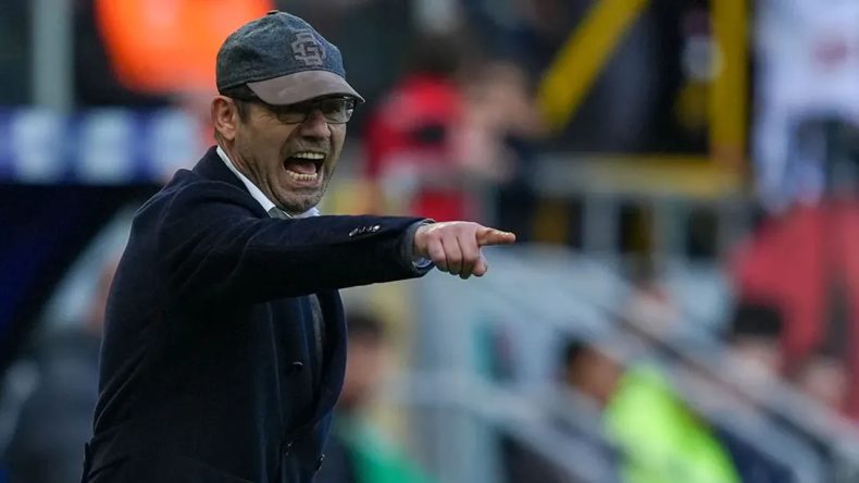 103 Yıllık Tarihinde İsim Değişikliği Yaparak Teknik Direkt&ouml;r&uuml;n&uuml; Kovdu