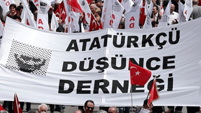 ADD Çiğli'de Genel Kurulu'nu yaptı: Mustafa Bakkal yeniden başkan seçildi