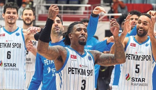 Aliağa Petkim &Ccedil;eyrek Finale Y&uuml;kseldi!