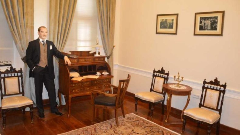 Atat&uuml;rk&rsquo;&uuml;n İzmir&rsquo;de Kaldığı Tarihi Yapı: Z&uuml;beyde Hanım Son G&uuml;nlerini Burada Ge&ccedil;irdi