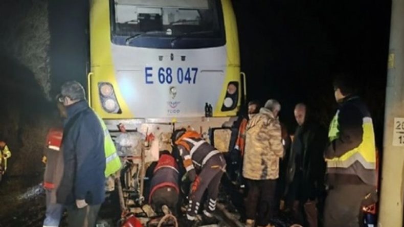 Aynı Noktada İkinci Tren Kazası: İzmir Yolunda Facidan D&ouml;n&uuml;ld&uuml;!