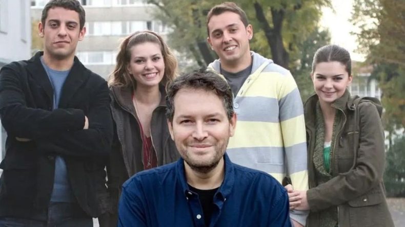 Bunları s&ouml;yleyeli 20 yıl oldu: Senaristten Kavak Yelleri a&ccedil;ıklaması!