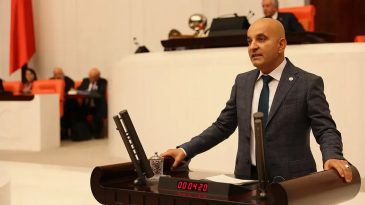 CHP'li Polat'tan Polyak'taki G&ouml;zaltılara Tepki: Hak Aramak Su&ccedil; Değildir