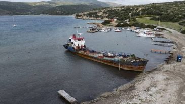 CHP&rsquo;li Arslan&rsquo;dan Ka&ccedil;ak Gemi S&ouml;k&uuml;m&uuml; &Uuml;zerine Sorular: Ciddi Riskler Taşıyor!