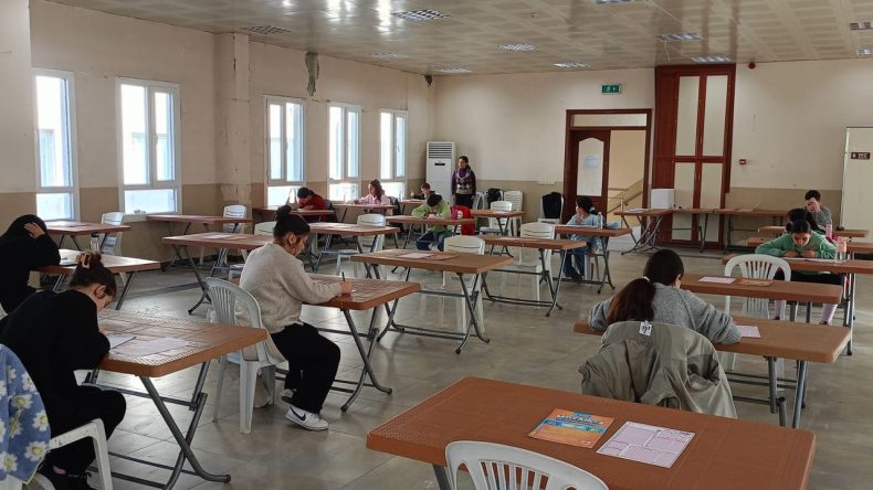 Efes Sel&ccedil;uk&rsquo;ta &Ouml;ğrencilere Sınav Desteği