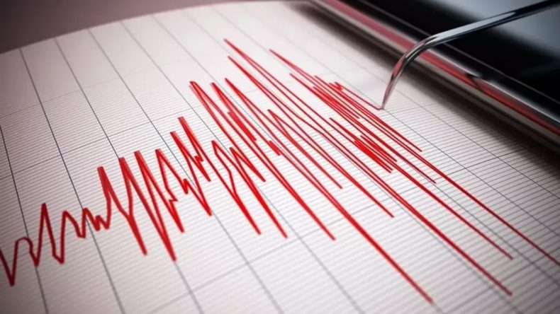 Erzincan'da 4.9 Büyüklüğünde Deprem
