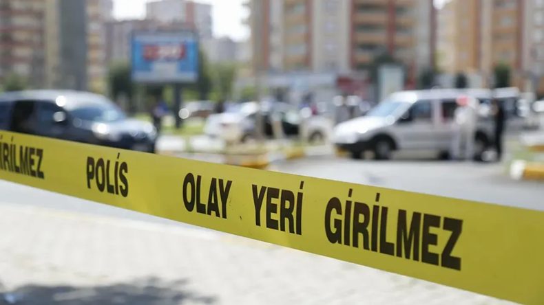 İzmir Büyükşehir Belediyesi Koordinatörüne Bıçaklı Saldırı: Hastaneye Kaldırıldı