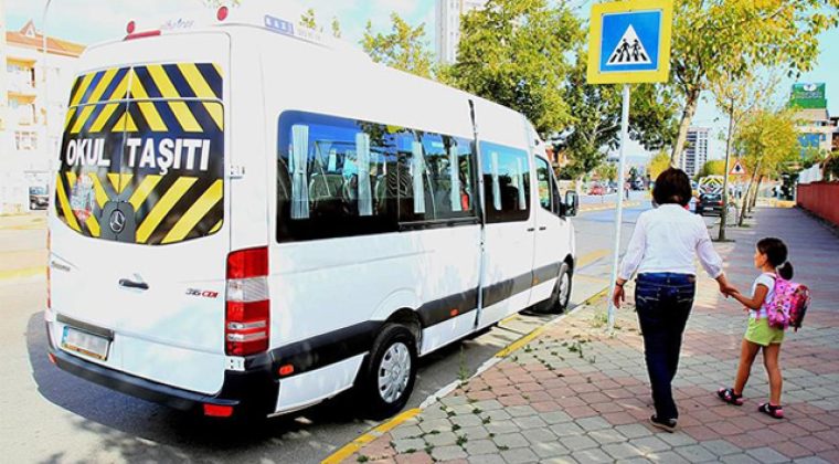 İzmir B&uuml;y&uuml;kşehir, &Ouml;ğrenci Servislerine Yeni Zam Duyurdu