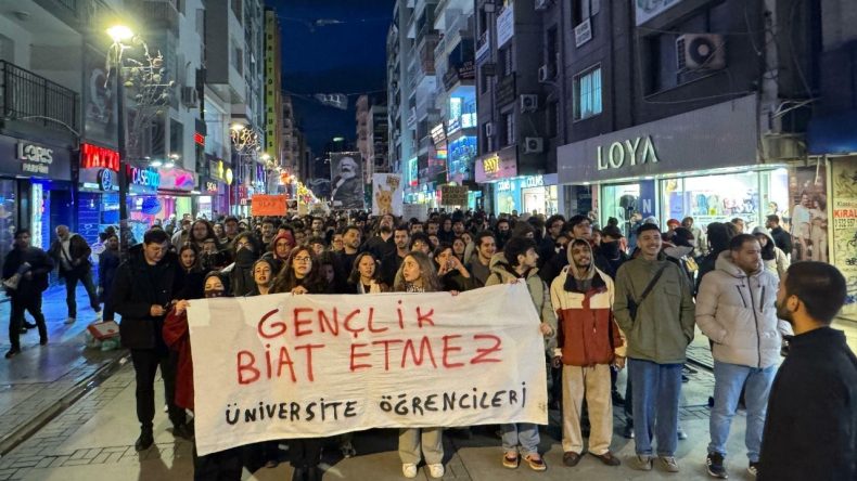 İzmir'de 19 Mart Eylemleri Sebebiyle Tutuklanan 4 &Ouml;ğrenci Tahliye Edildi