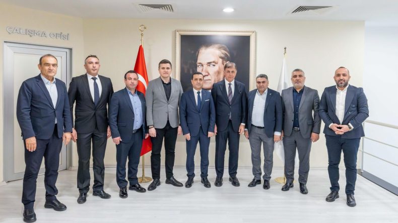 İzmirli Mobilyacılar Yeni Sanayi Sitesi İçin Destek Talep Ediyor