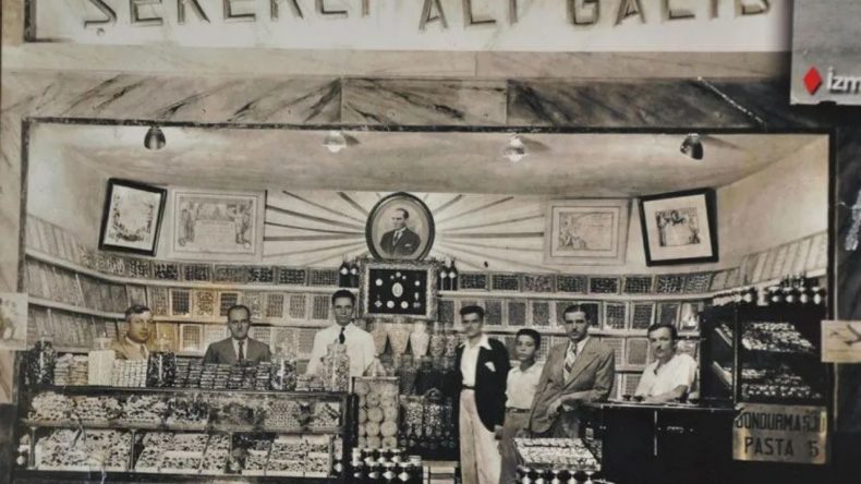 İzmir&rsquo;in Tarihi Tadında Yeni Bir Mekan: ALGA Eski &Ccedil;ikolata Fabrikası Nerede? ALGA Eski &Ccedil;ikolata Fabrikası'na Nasıl Gidilir?