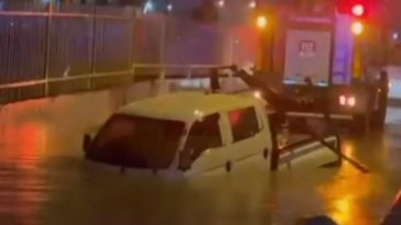 İzmir&rsquo;de Aşırı Yağış Felaketi: Alt Ge&ccedil;itte Boğulma Olayı