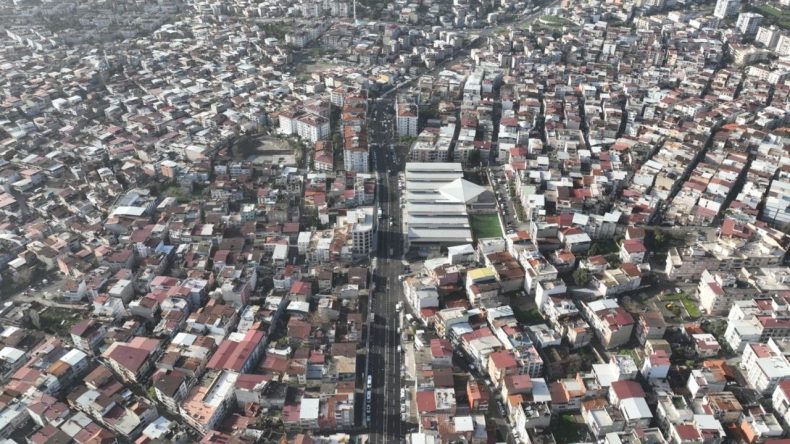 Karabağlar&rsquo;a Nefes Olacak Yeni Bağlantı Yolu Tamamlandı